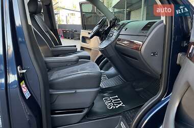 Минивэн Volkswagen Multivan 2015 в 