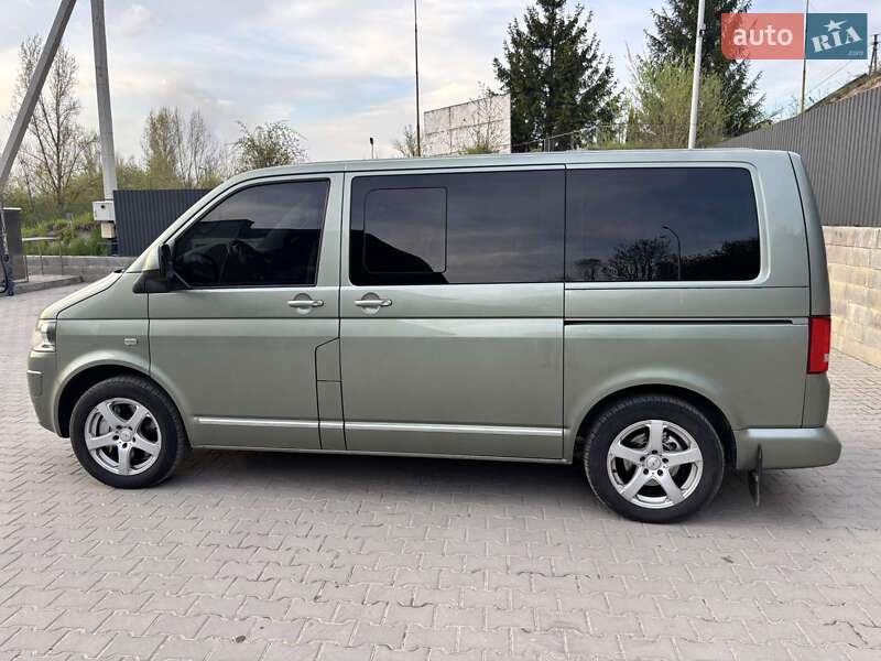 Минивэн Volkswagen Multivan 2010 в Любаре