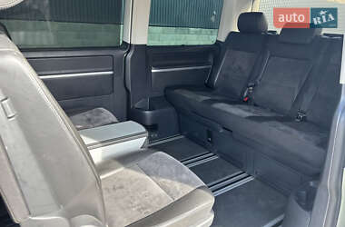 Минивэн Volkswagen Multivan 2010 в 