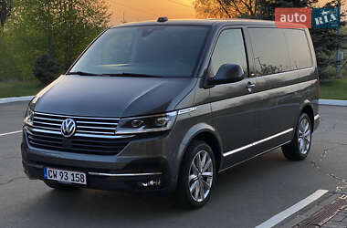 Минивэн Volkswagen Multivan 2020 в 
