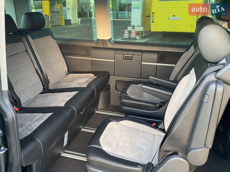 Мінівен Volkswagen Multivan 2020 в Ірпені