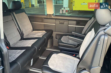 Минивэн Volkswagen Multivan 2020 в 