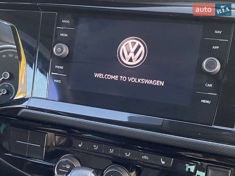 Мінівен Volkswagen Multivan 2020 в Ірпені