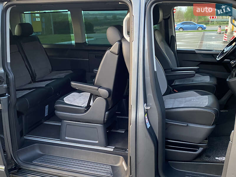 Мінівен Volkswagen Multivan 2020 в Ірпені