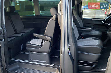 Минивэн Volkswagen Multivan 2020 в 