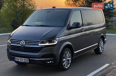 Минивэн Volkswagen Multivan 2020 в 