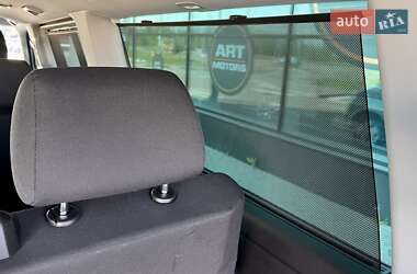 Минивэн Volkswagen Multivan 2020 в 