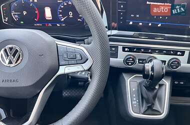 Минивэн Volkswagen Multivan 2020 в 