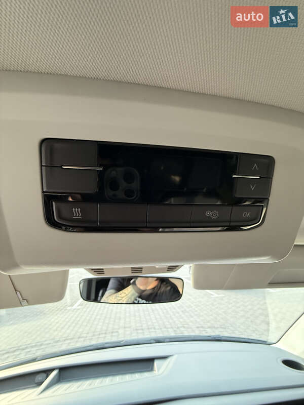 Минивэн Volkswagen Multivan 2021 в Одессе