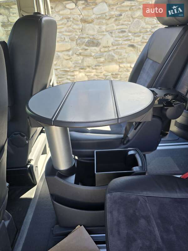 Минивэн Volkswagen Multivan 2012 в Луцке