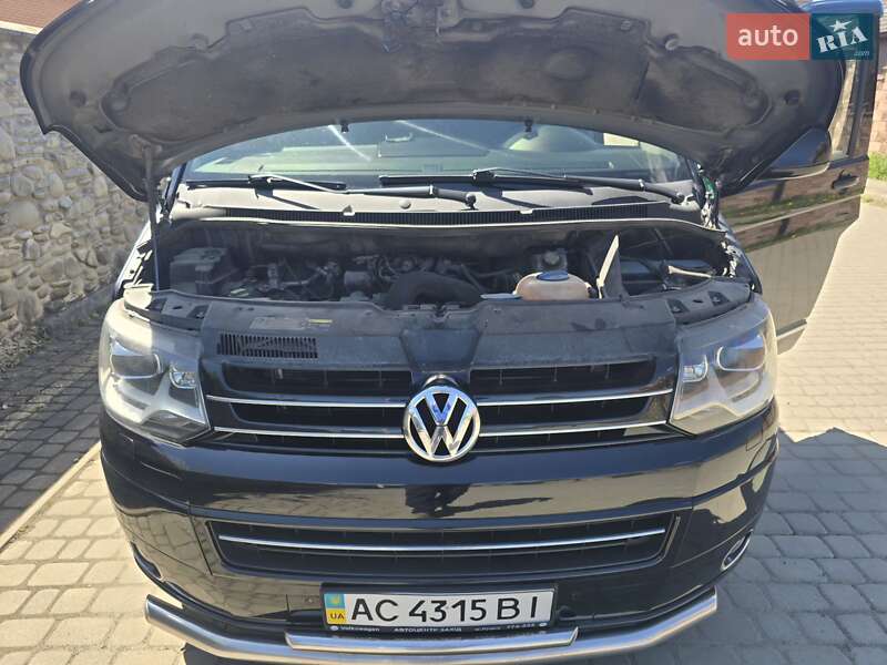 Минивэн Volkswagen Multivan 2012 в Луцке