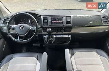 Мінівен Volkswagen Multivan 2017 в 