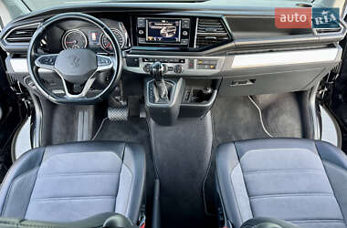 Минивэн Volkswagen Multivan 2020 в 