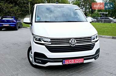 Минивэн Volkswagen Multivan 2020 в 
