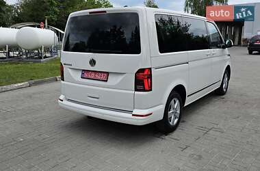 Минивэн Volkswagen Multivan 2020 в 