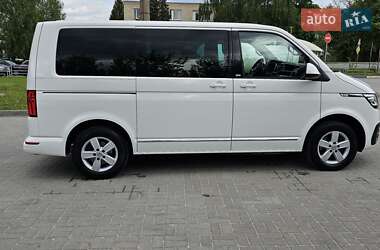Минивэн Volkswagen Multivan 2020 в 