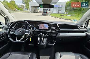 Минивэн Volkswagen Multivan 2020 в 