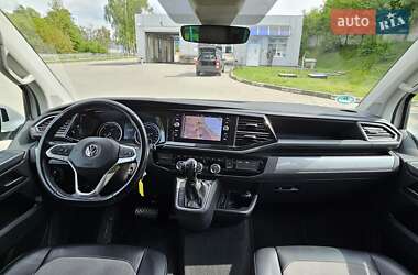 Минивэн Volkswagen Multivan 2020 в 