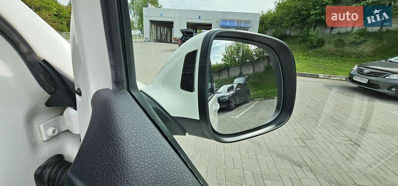 Минивэн Volkswagen Multivan 2020 в Тернополе