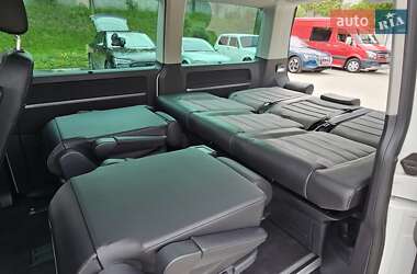 Минивэн Volkswagen Multivan 2020 в 