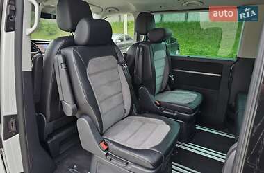 Минивэн Volkswagen Multivan 2020 в 