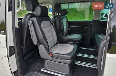 Минивэн Volkswagen Multivan 2020 в 