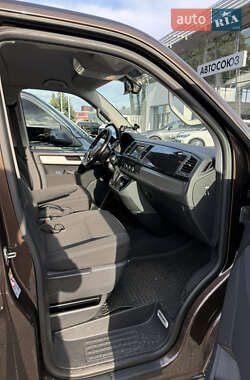 Минивэн Volkswagen Multivan 2019 в 