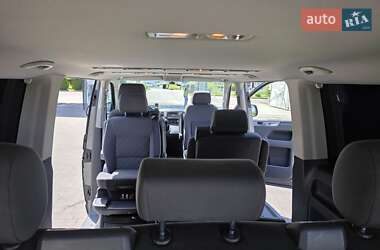 Минивэн Volkswagen Multivan 2011 в 