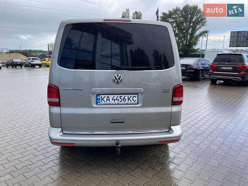 Минивэн Volkswagen Multivan 2012 в Киеве