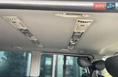 Минивэн Volkswagen Multivan 2012 в 