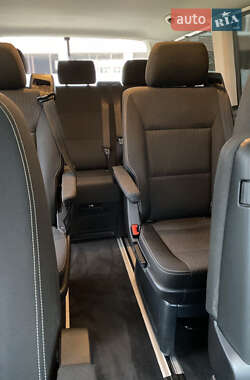 Минивэн Volkswagen Multivan 2016 в 