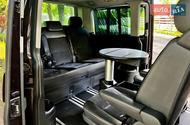 Мінівен Volkswagen Multivan 2010 в 