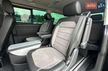 Мінівен Volkswagen Multivan 2020 в 