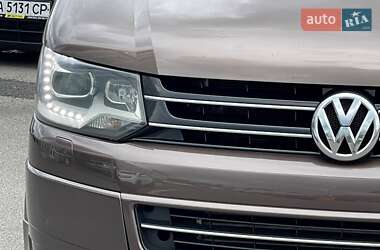 Минивэн Volkswagen Multivan 2013 в 