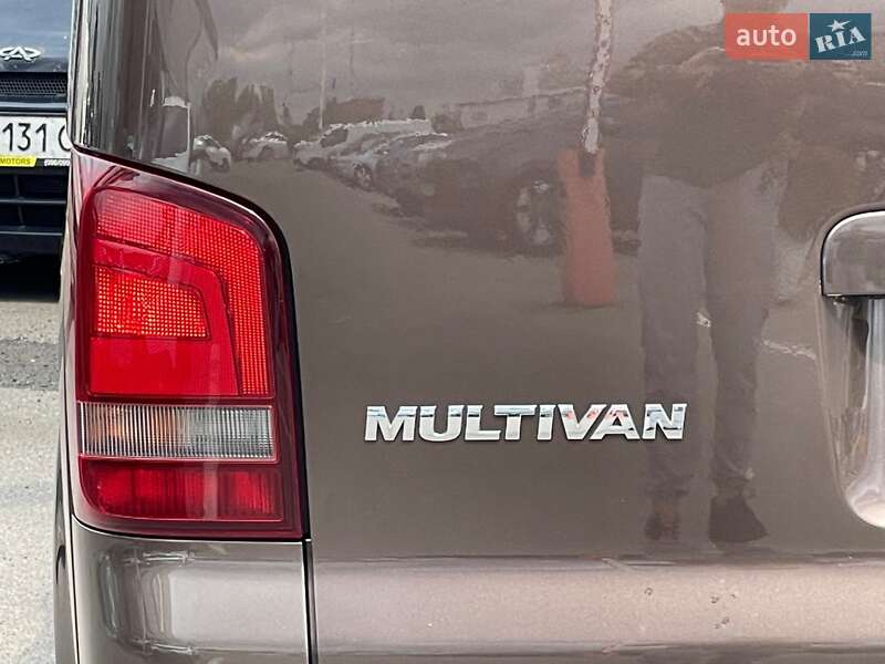 Мінівен Volkswagen Multivan 2013 в Києві