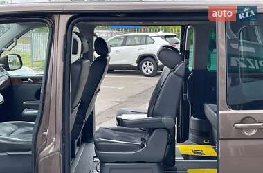 Минивэн Volkswagen Multivan 2013 в 