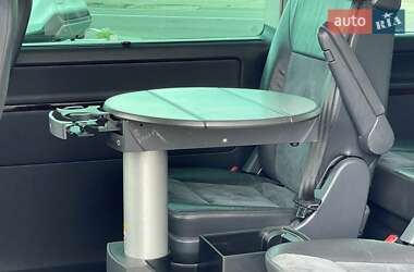 Минивэн Volkswagen Multivan 2013 в 