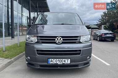 Мінівен Volkswagen Multivan 2011 в 