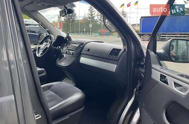 Мінівен Volkswagen Multivan 2011 в 