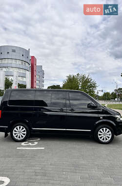 Минивэн Volkswagen Multivan 2012 в 