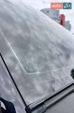 Минивэн Volkswagen Multivan 2012 в 