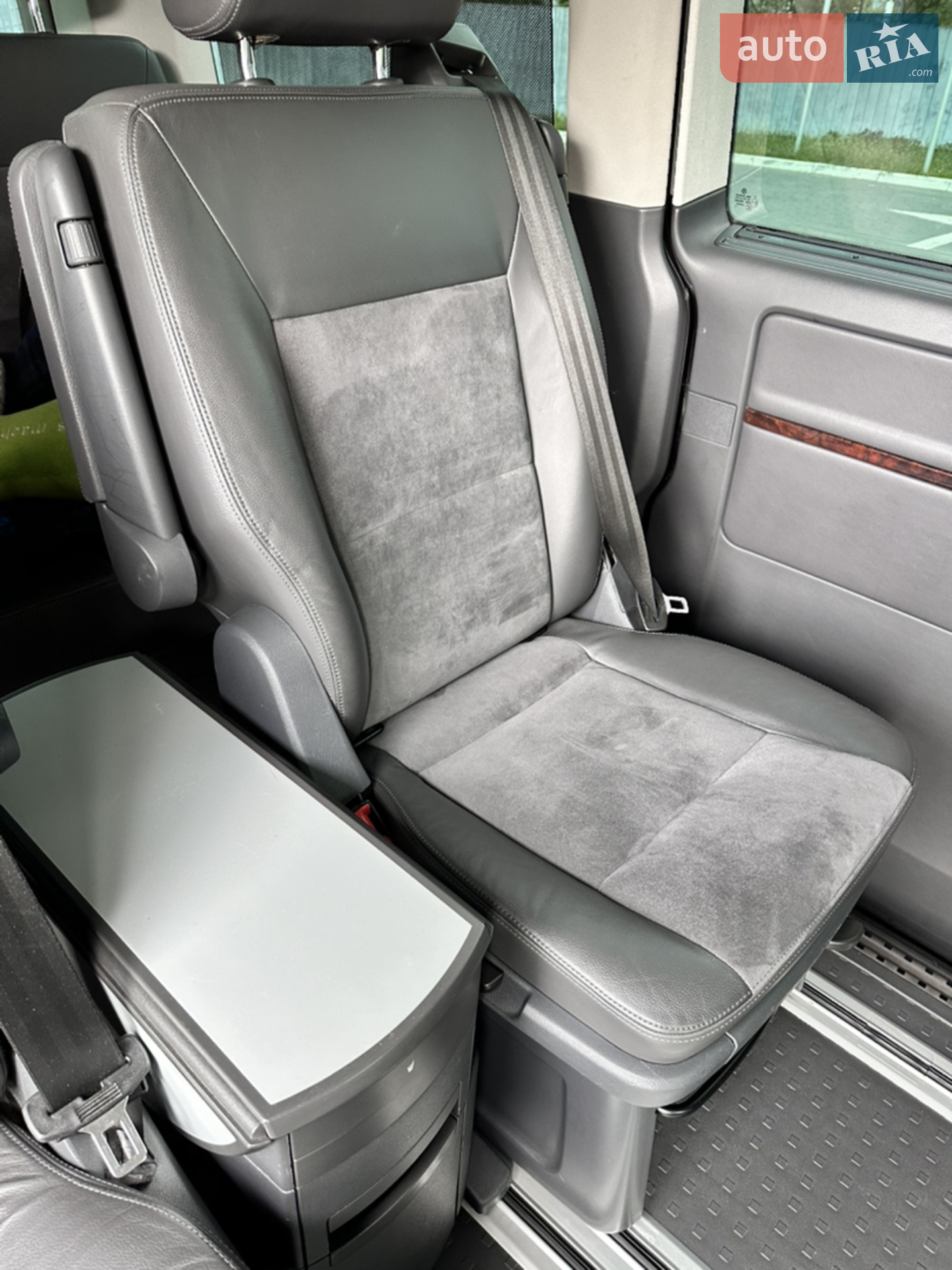 2012 Volkswagen Multivan - мініатюра 22