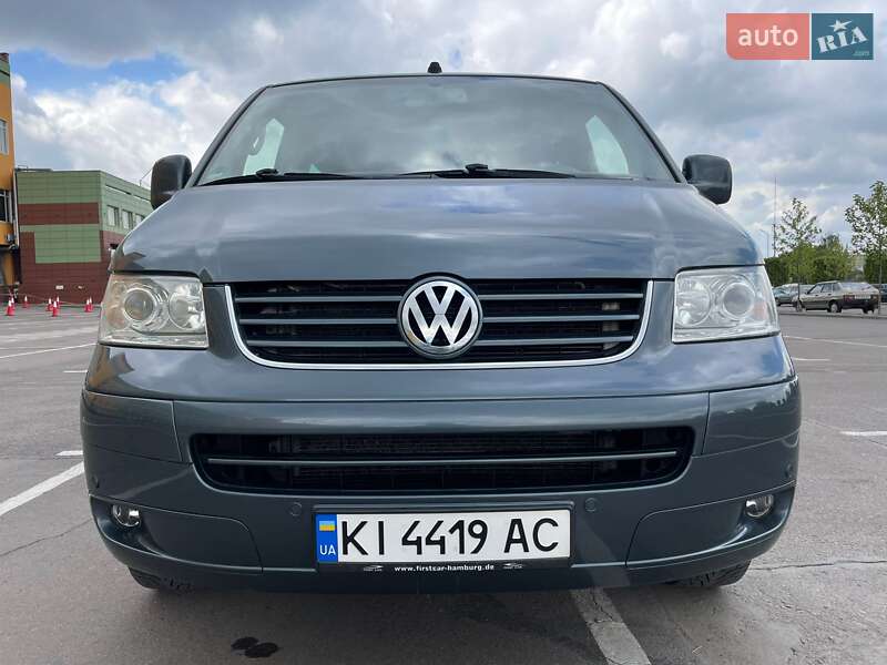 Минивэн Volkswagen Multivan 2006 в 