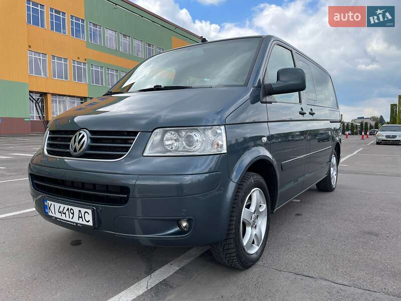Минивэн Volkswagen Multivan 2006 в Луцке