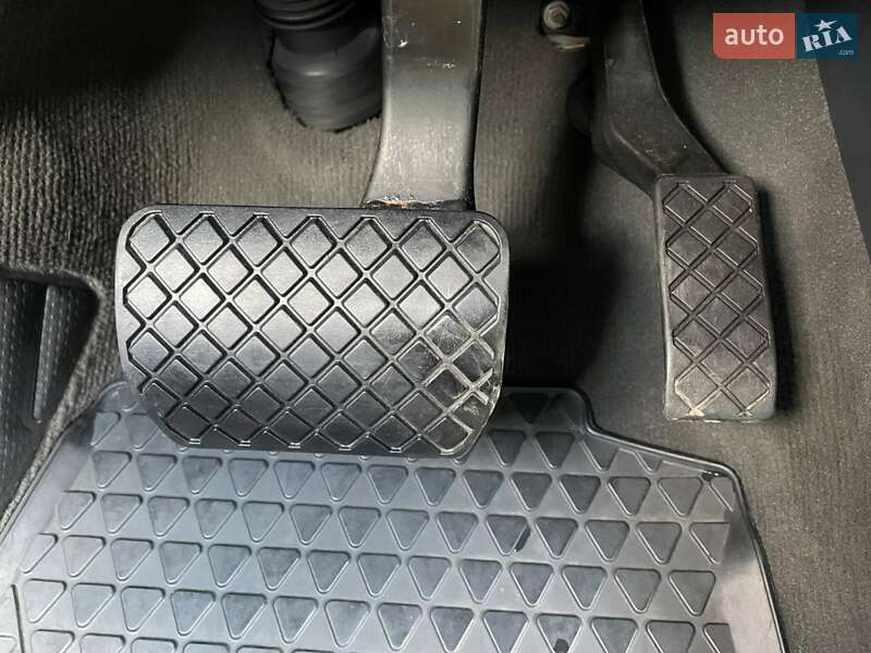Минивэн Volkswagen Multivan 2006 в Луцке