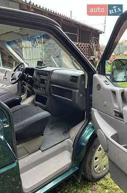 Мінівен Volkswagen Multivan 2001 в 