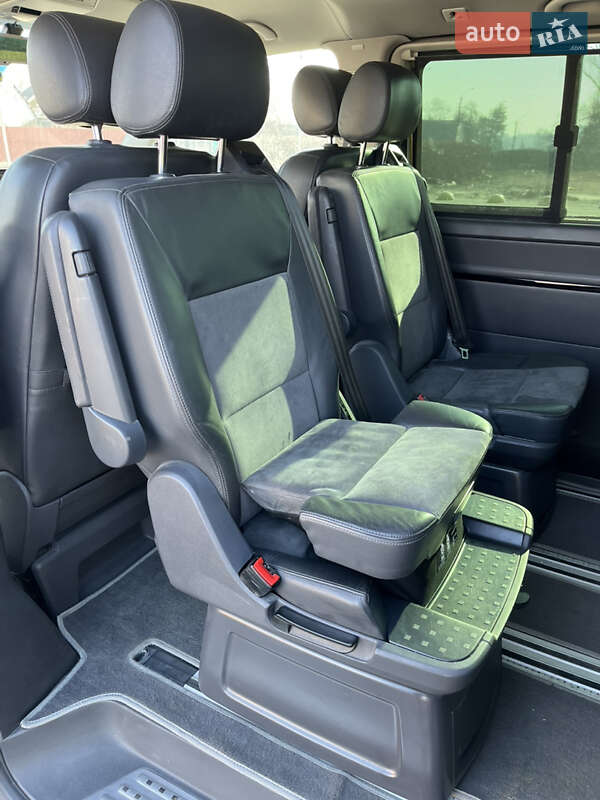 Мінівен Volkswagen Multivan 2013 в Білій Церкві