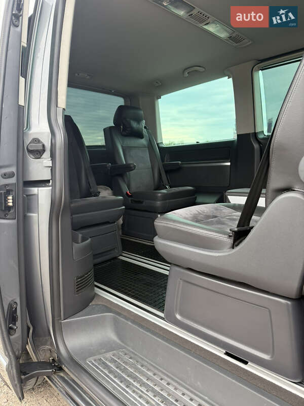 Минивэн Volkswagen Multivan 2010 в Одессе