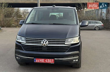 Минивэн Volkswagen Multivan 2020 в 