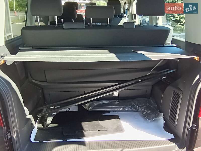Минивэн Volkswagen Multivan 2011 в Киеве
